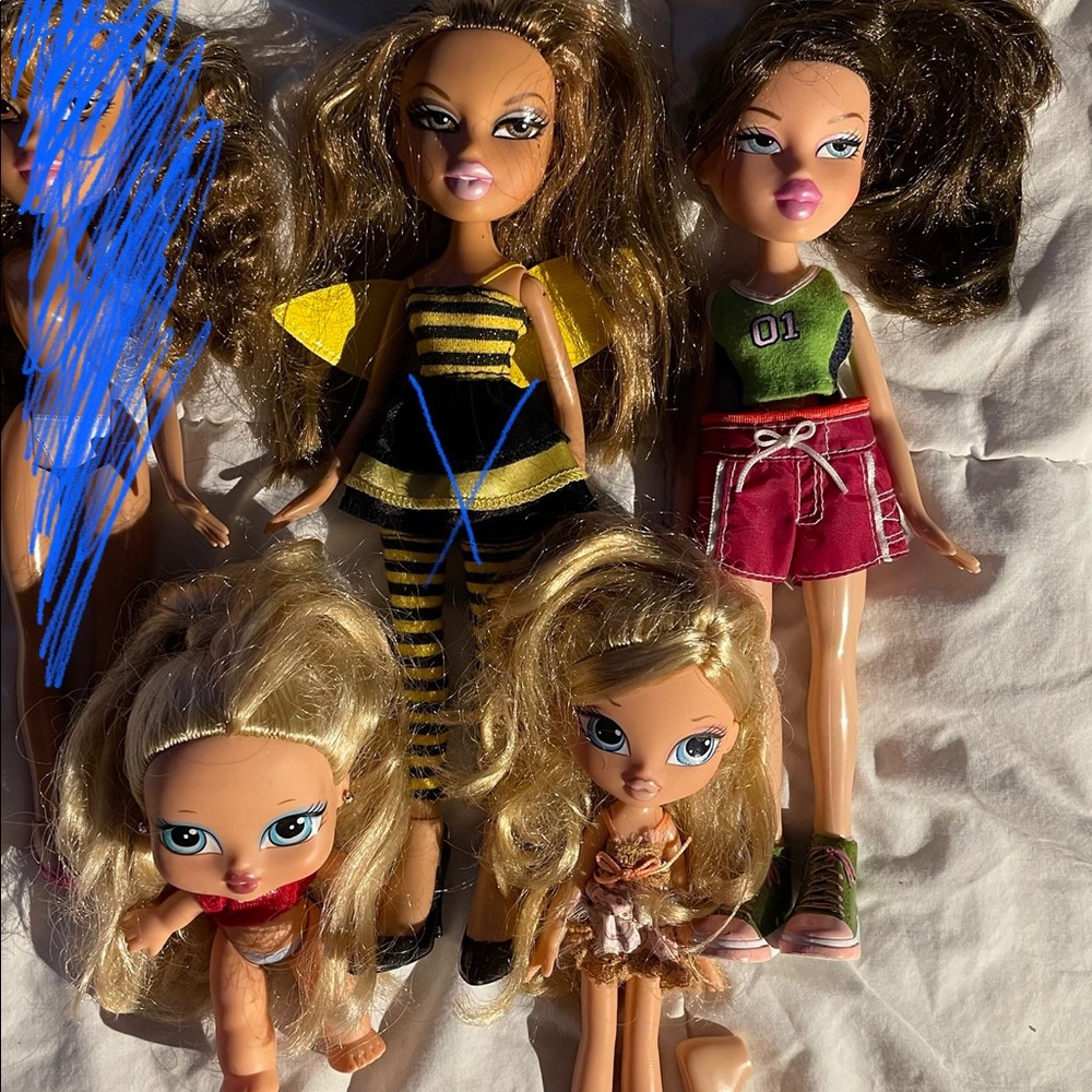 5 Bratz Barbie Dolls